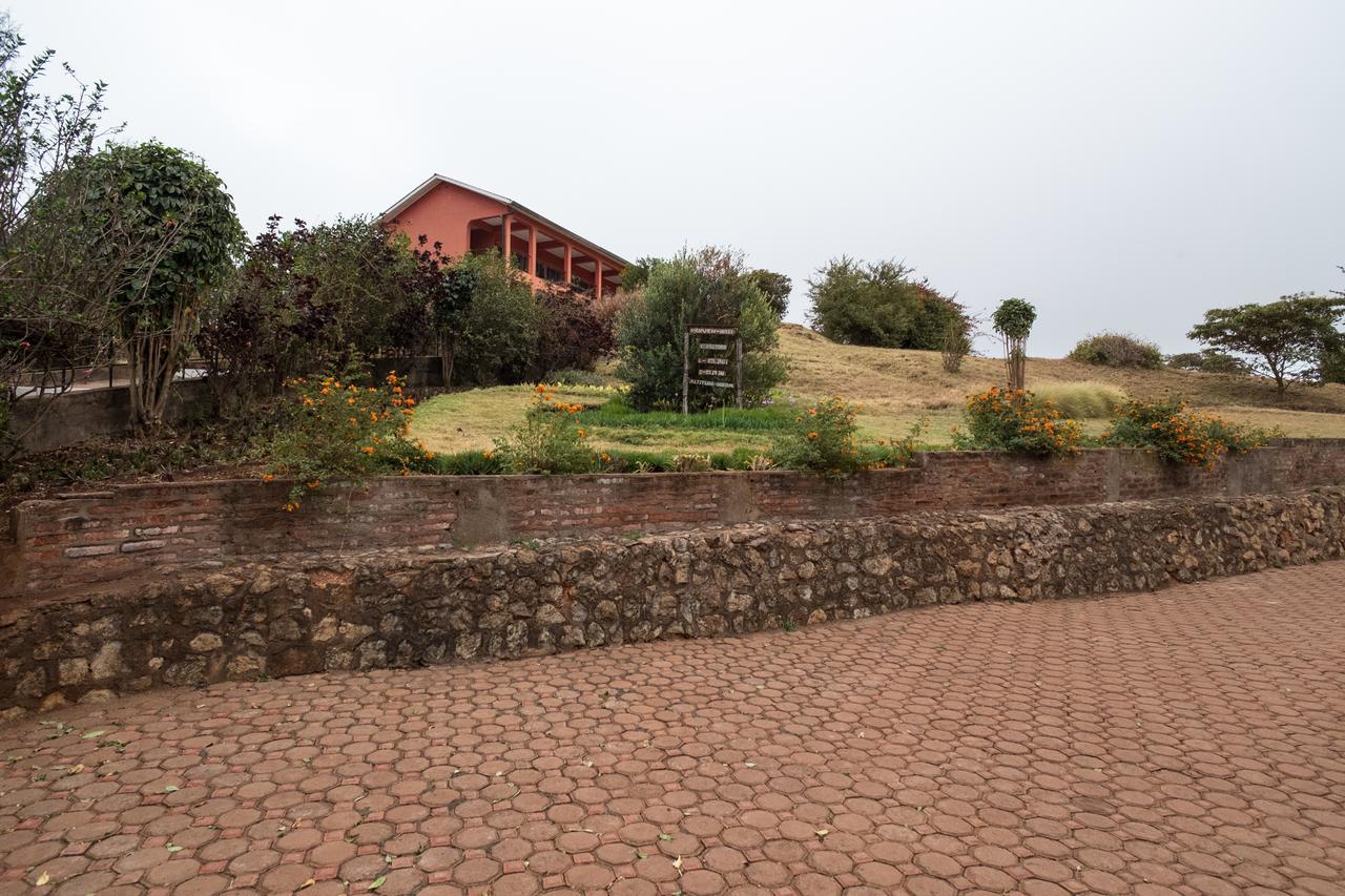 Highview Hotel Karatu Exterior photo